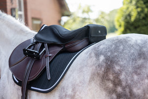 Saddle heating cover Jumping Style (no battery) 9100 black / 16-17 inch