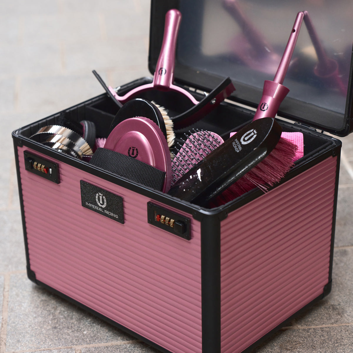 Grooming box IRHShiny