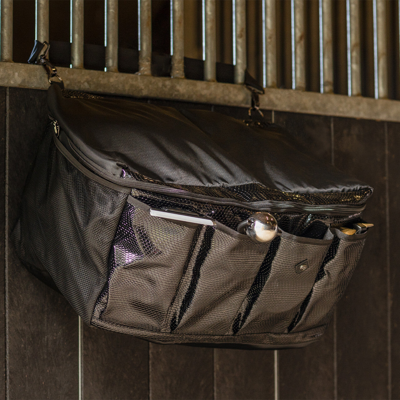 Stable storage box Croco