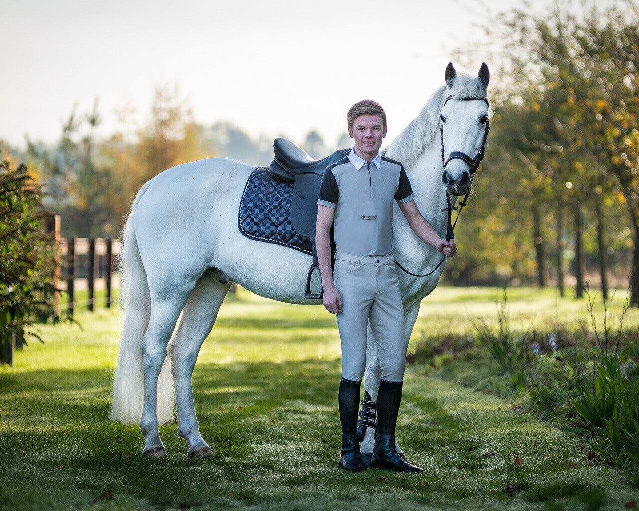 breeches fillip junior leg grip
