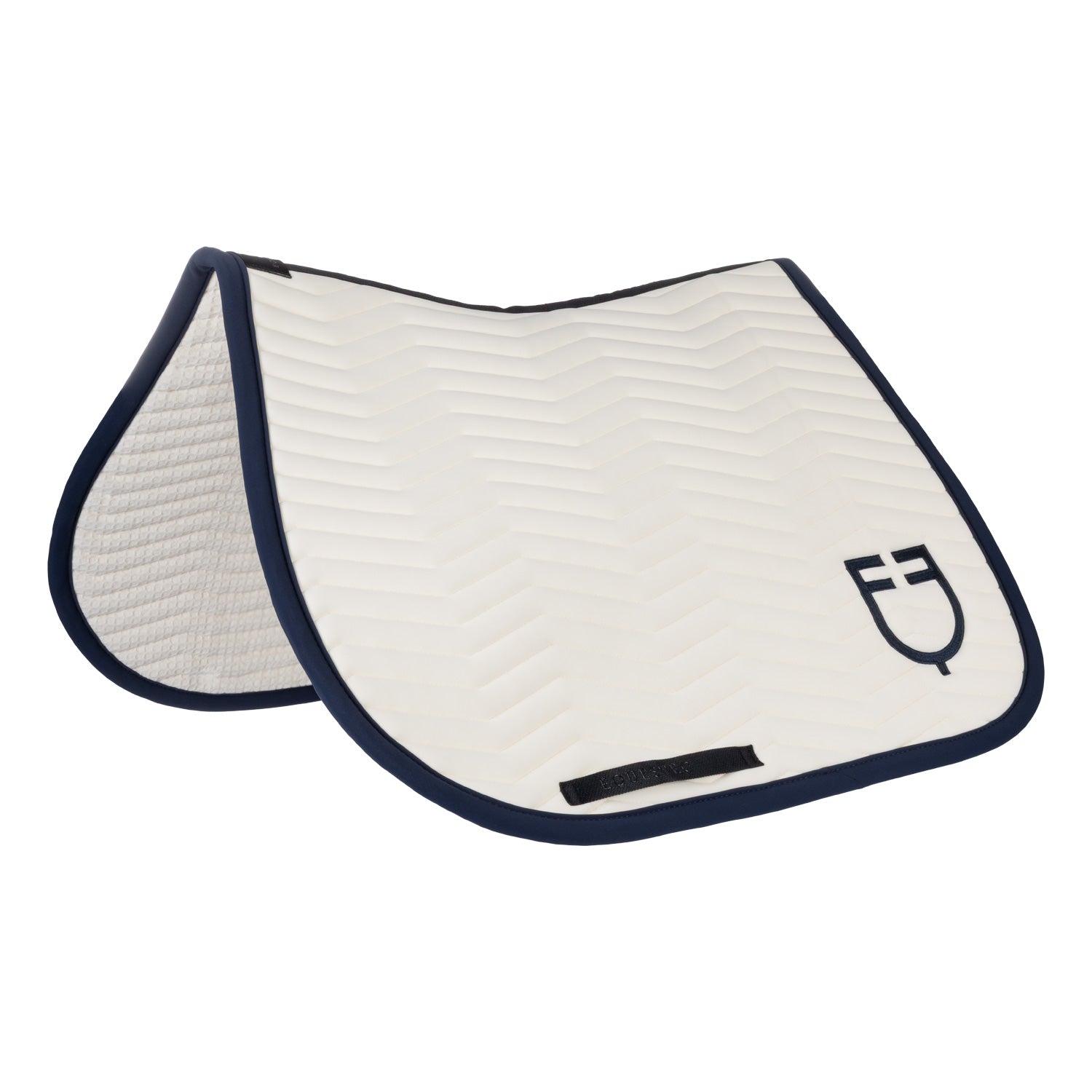 wave quilting jumping saddle pad in technical fabric