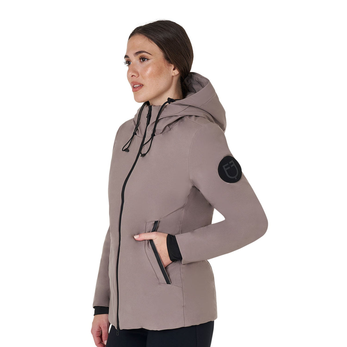 Down jacket water and wind repellent