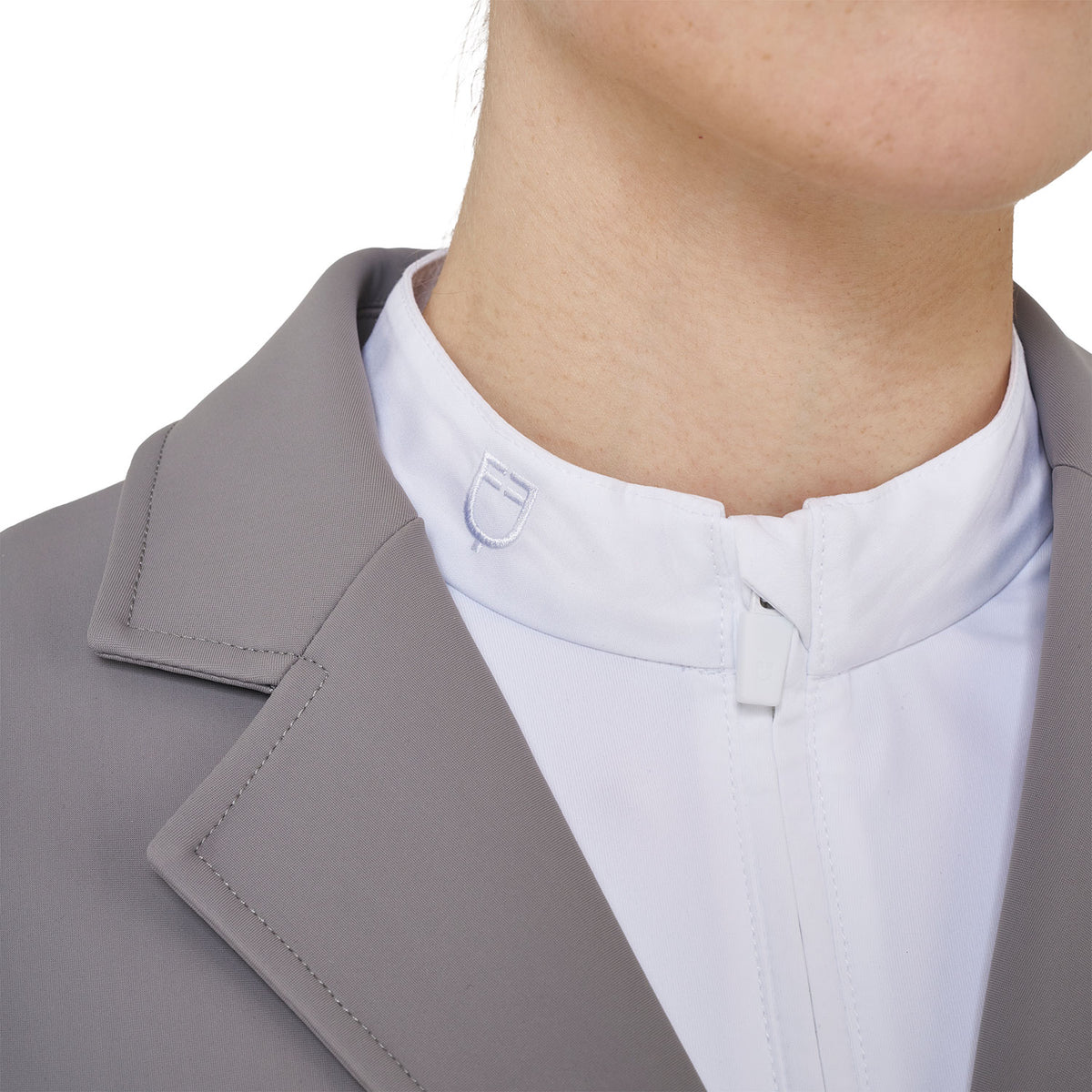 Women's competition jacket with embossed logo