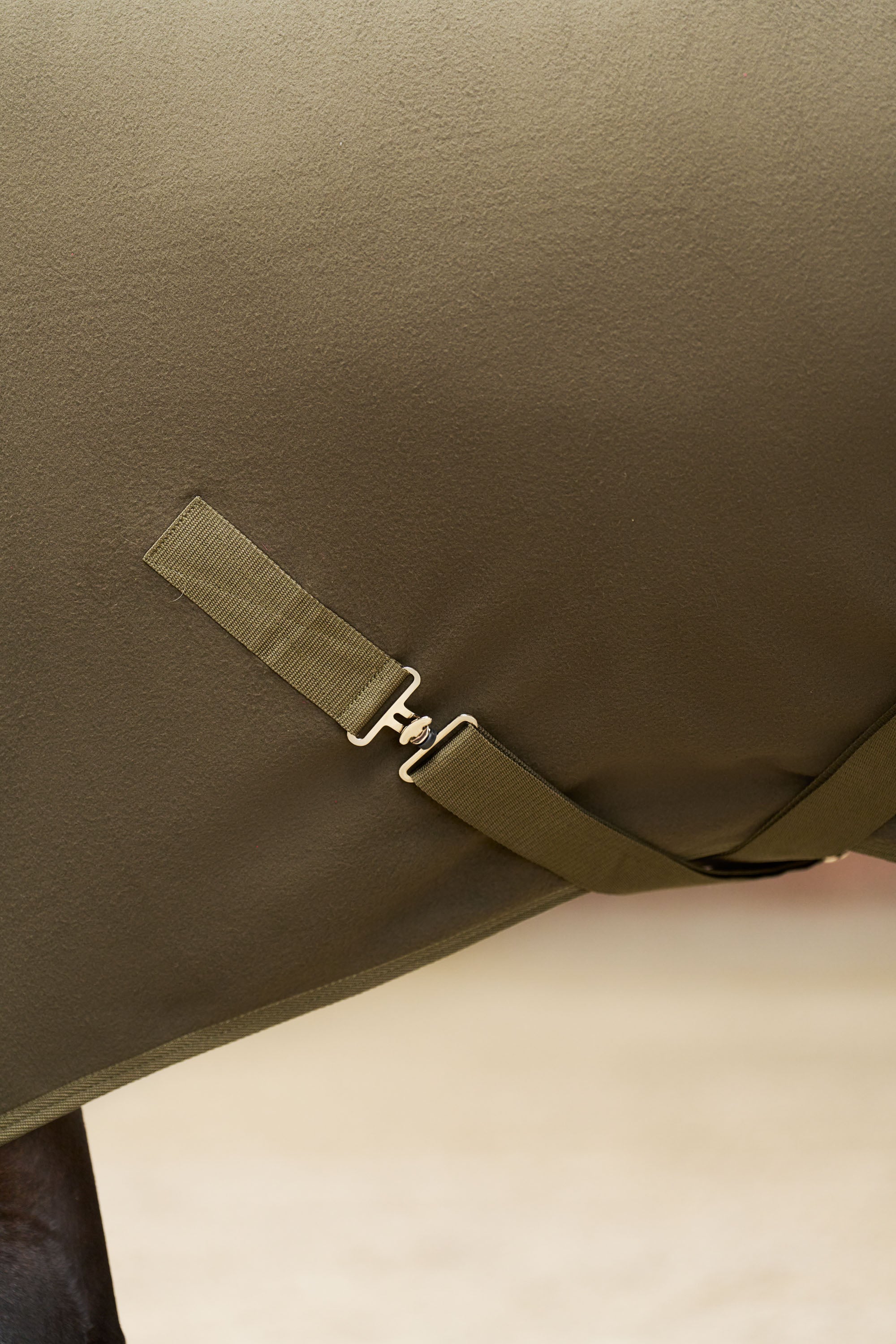 Fleeceblanket with neck IRHFundamental Olive green / 215