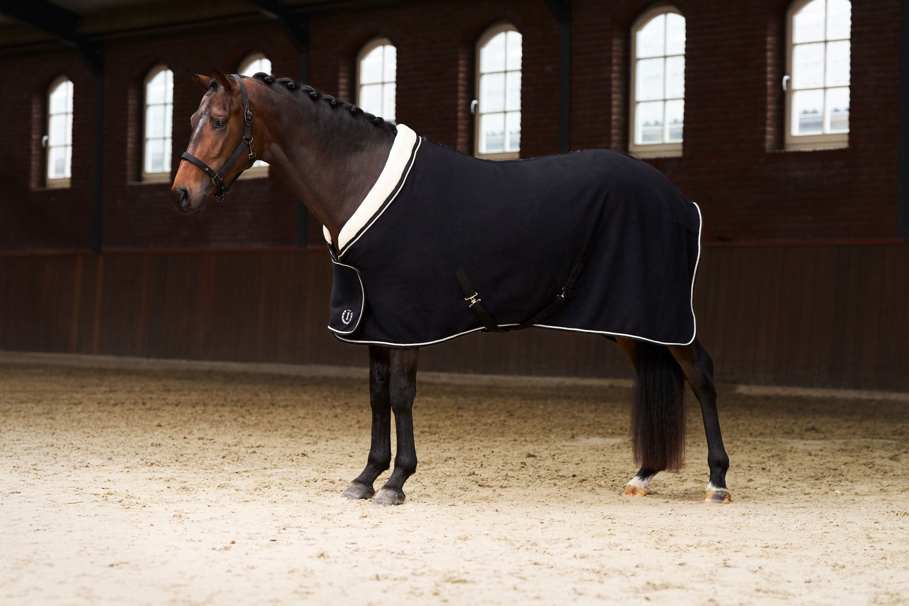 Fleece blanket IRHEssential Black / 215