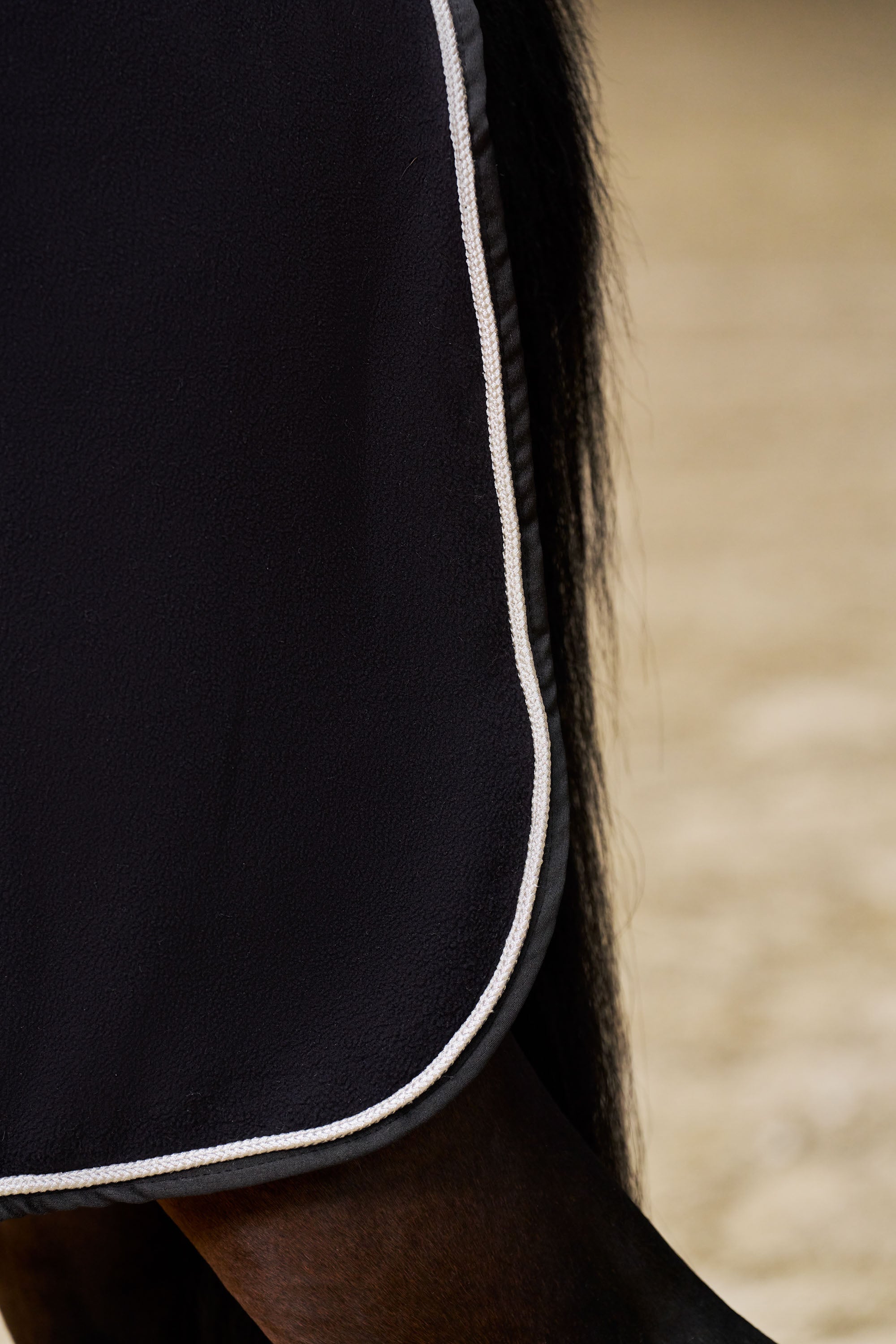 Fleece blanket IRHEssential Black / 215