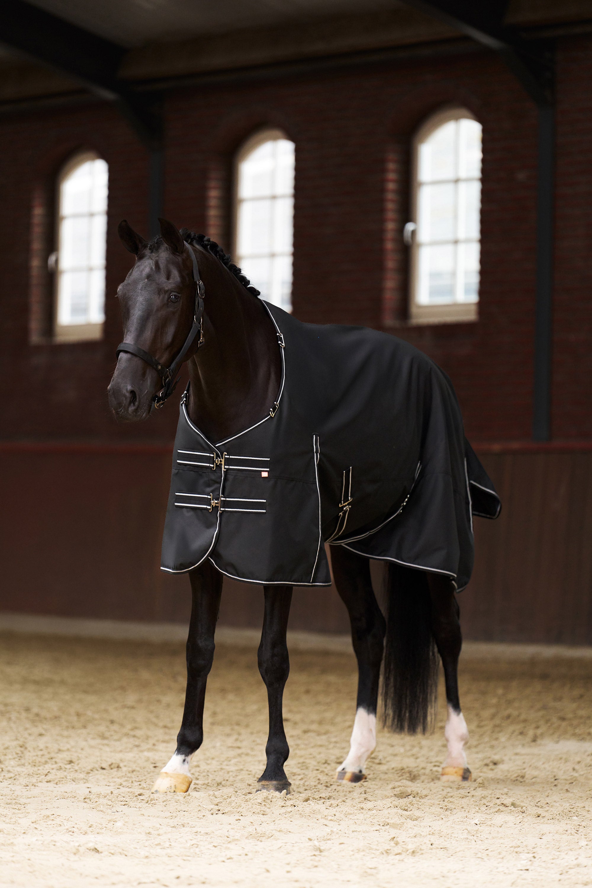 Outdoor blanket IRHBasic with detachable neck 400gr Black / 215