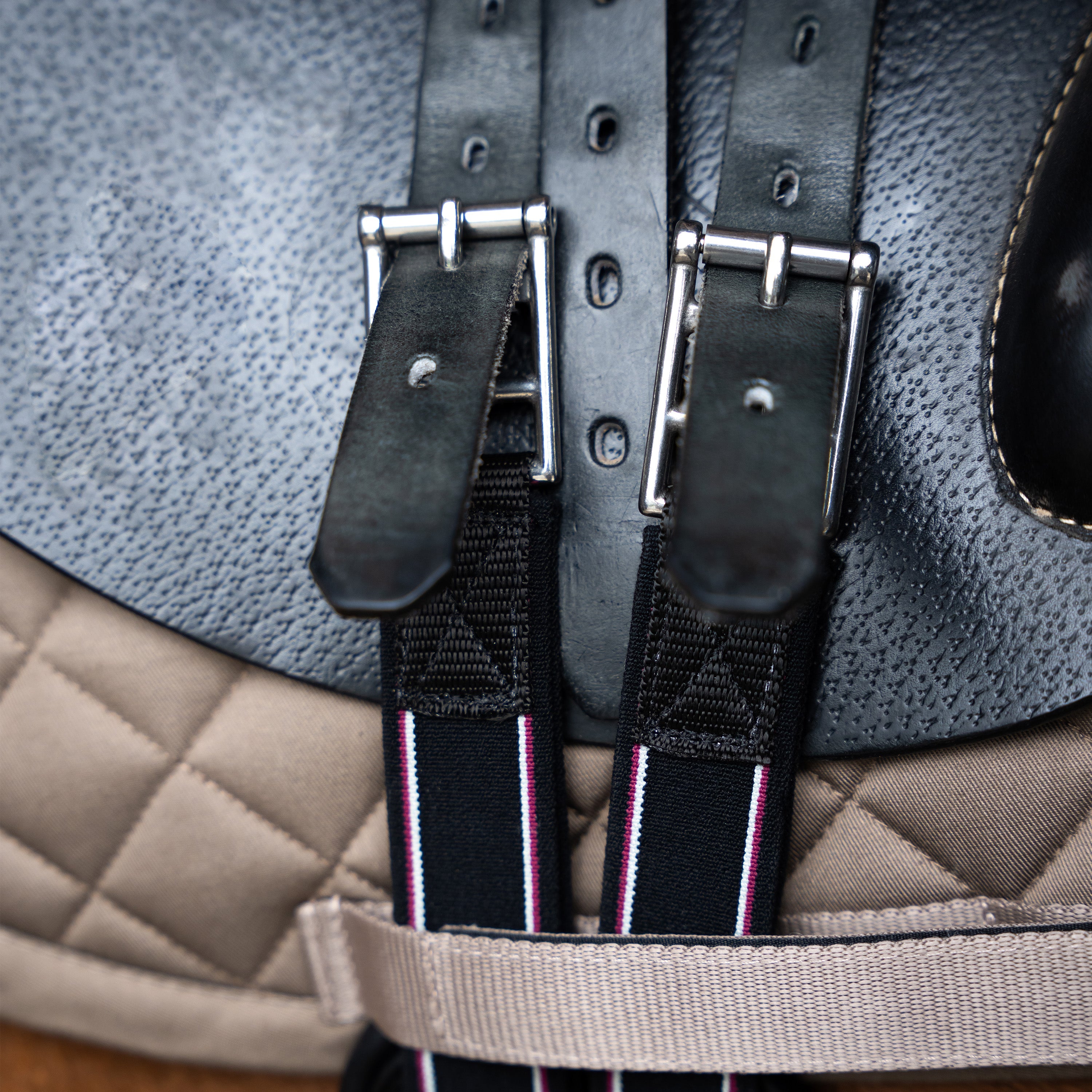 Jumping girth IRHBasic anatomic and breathable Black / 95CM
