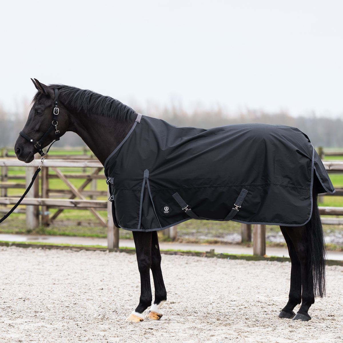 Outdoor blanket IRHLimited 100gr with highneck