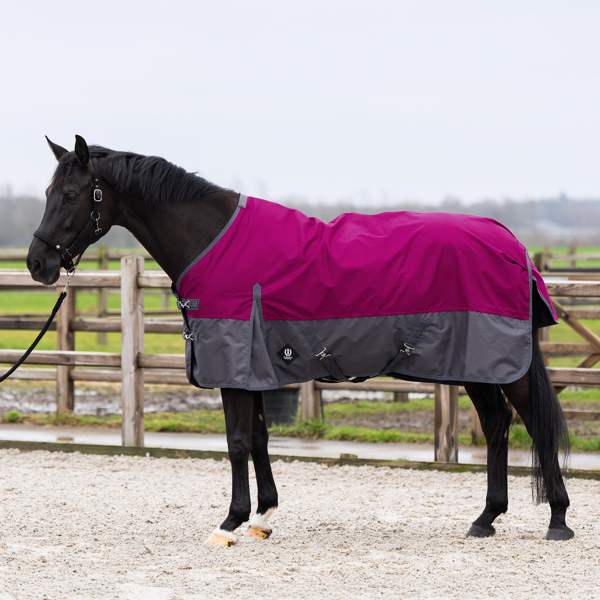 Outdoor blanket IRHLimited 200gr with highneck