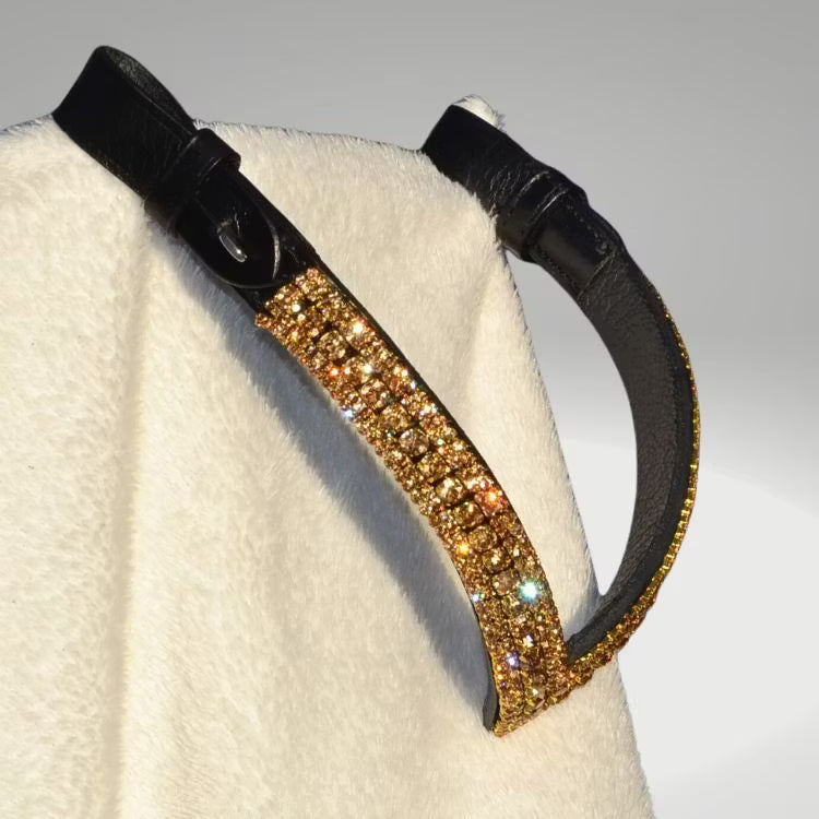 Brett guld pannband häst