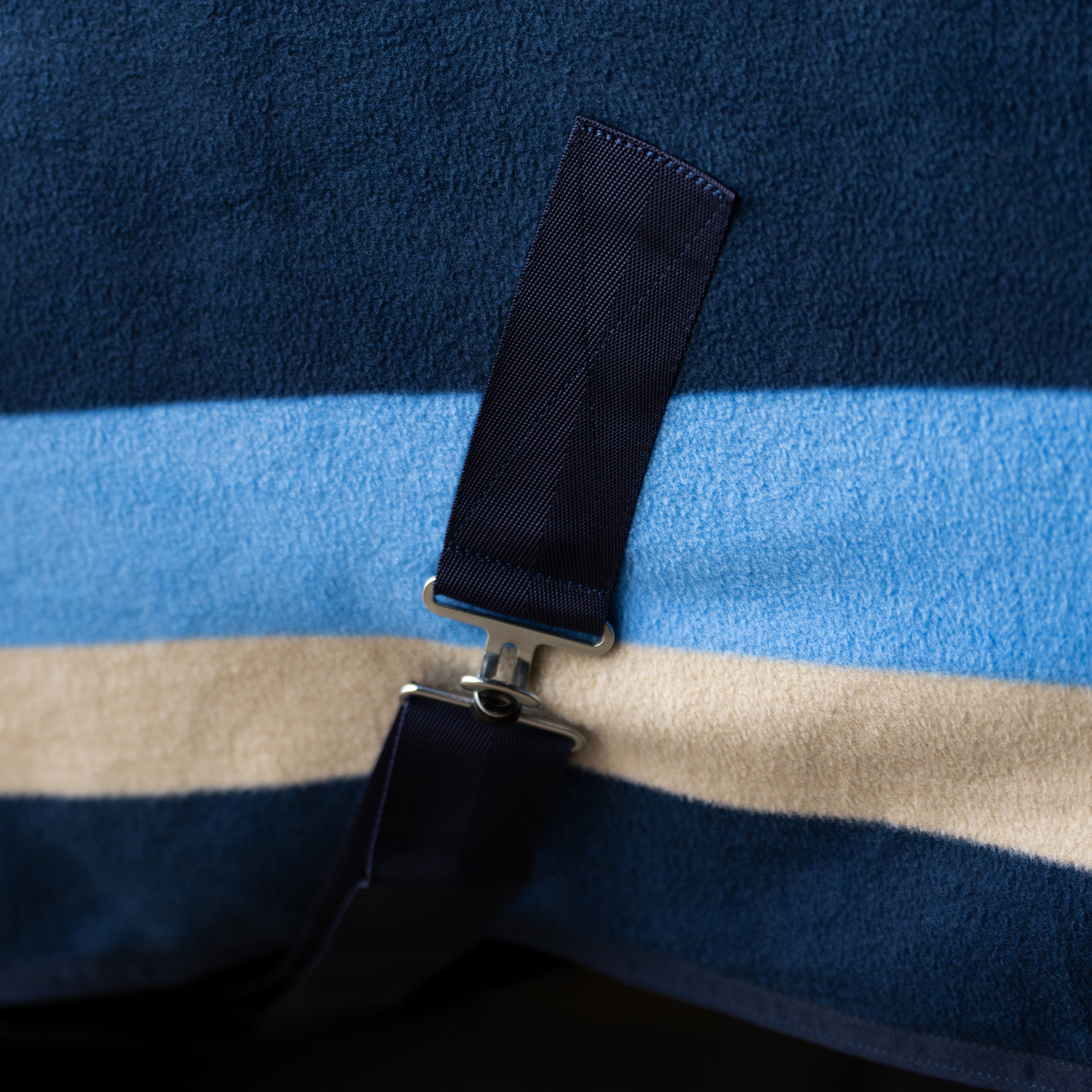 Fleece blanket IRHStripe