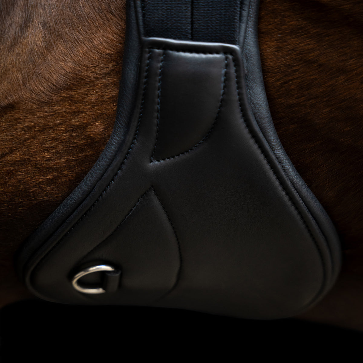 Dressage girth IRH anatomic with spring buckles