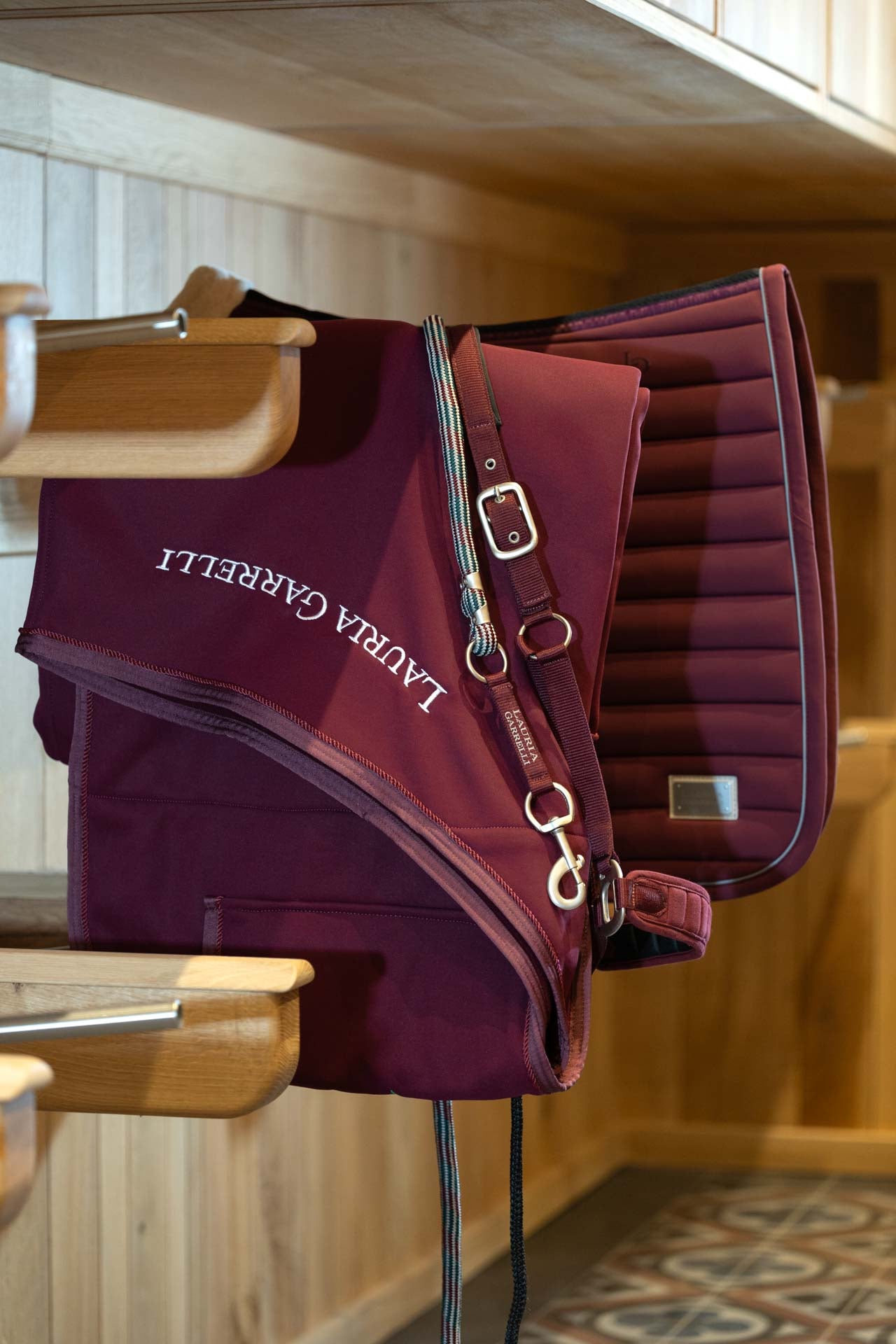 head collar -livigno-