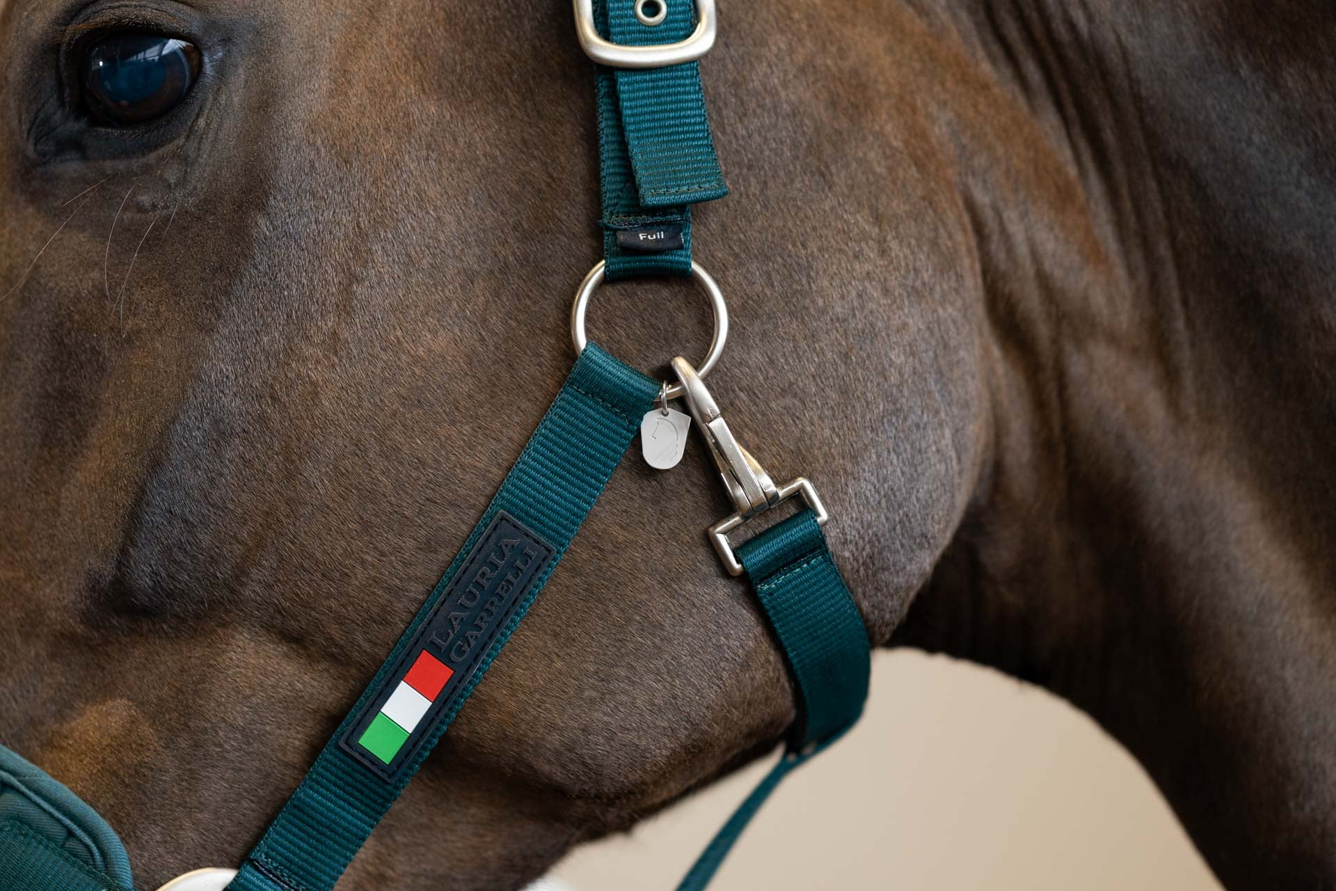 head collar -livigno-