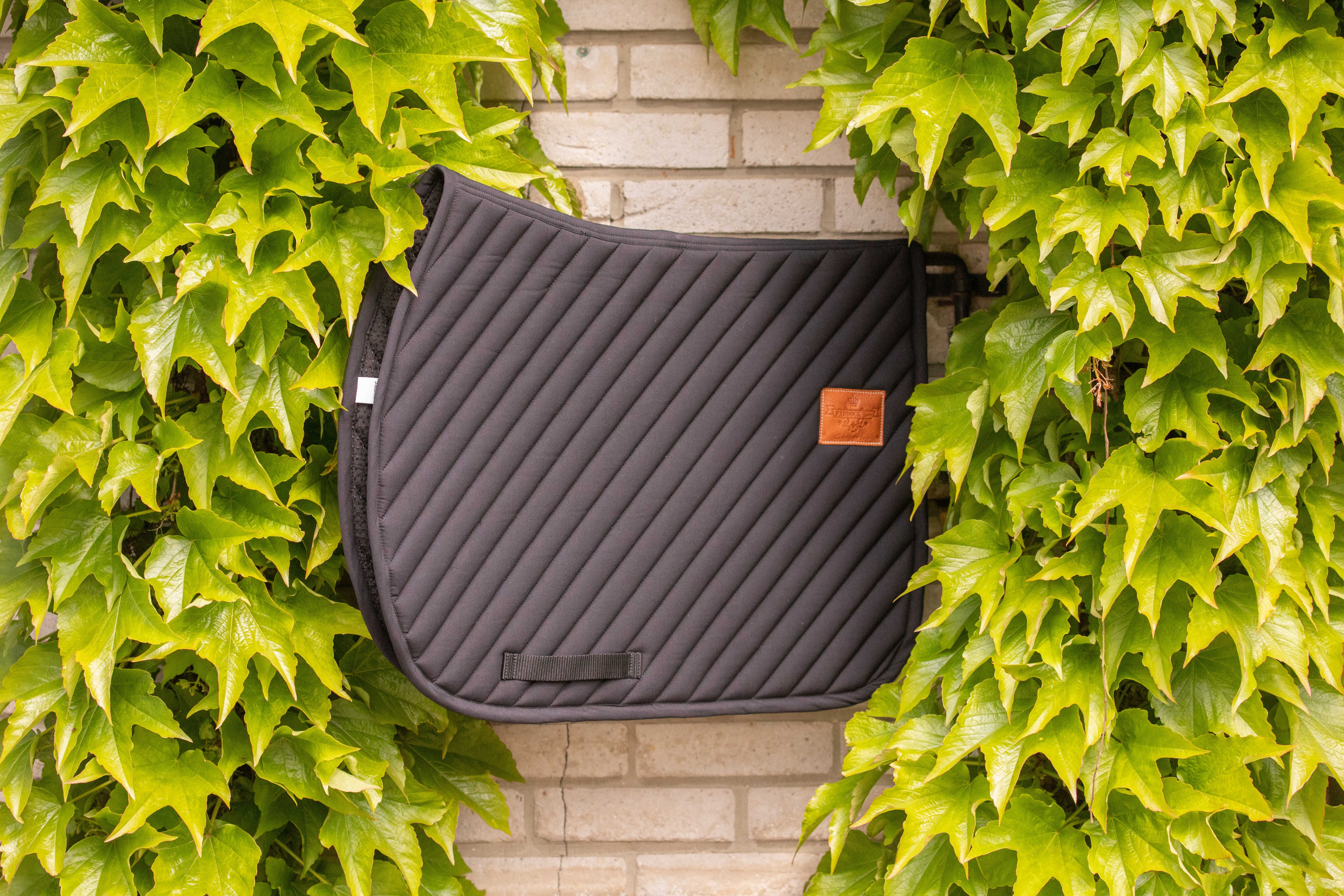 PADDOCK "Diagonal" saddle pad