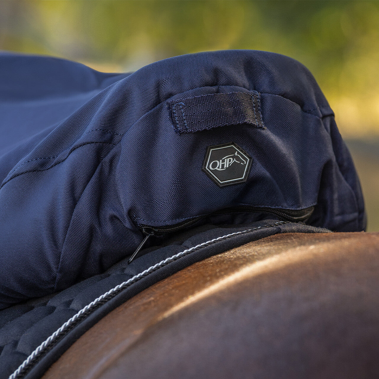 Saddle cover turnout extra