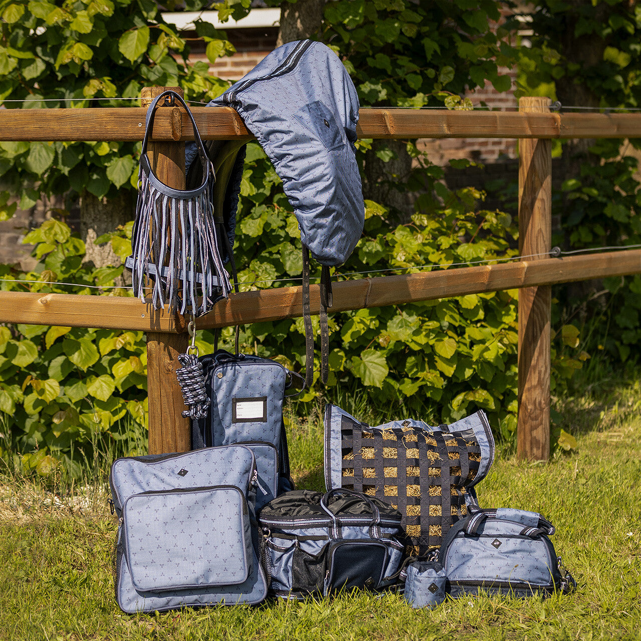 Fly fringe collection
