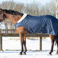 Stable rug 200gr with shoulder cut out