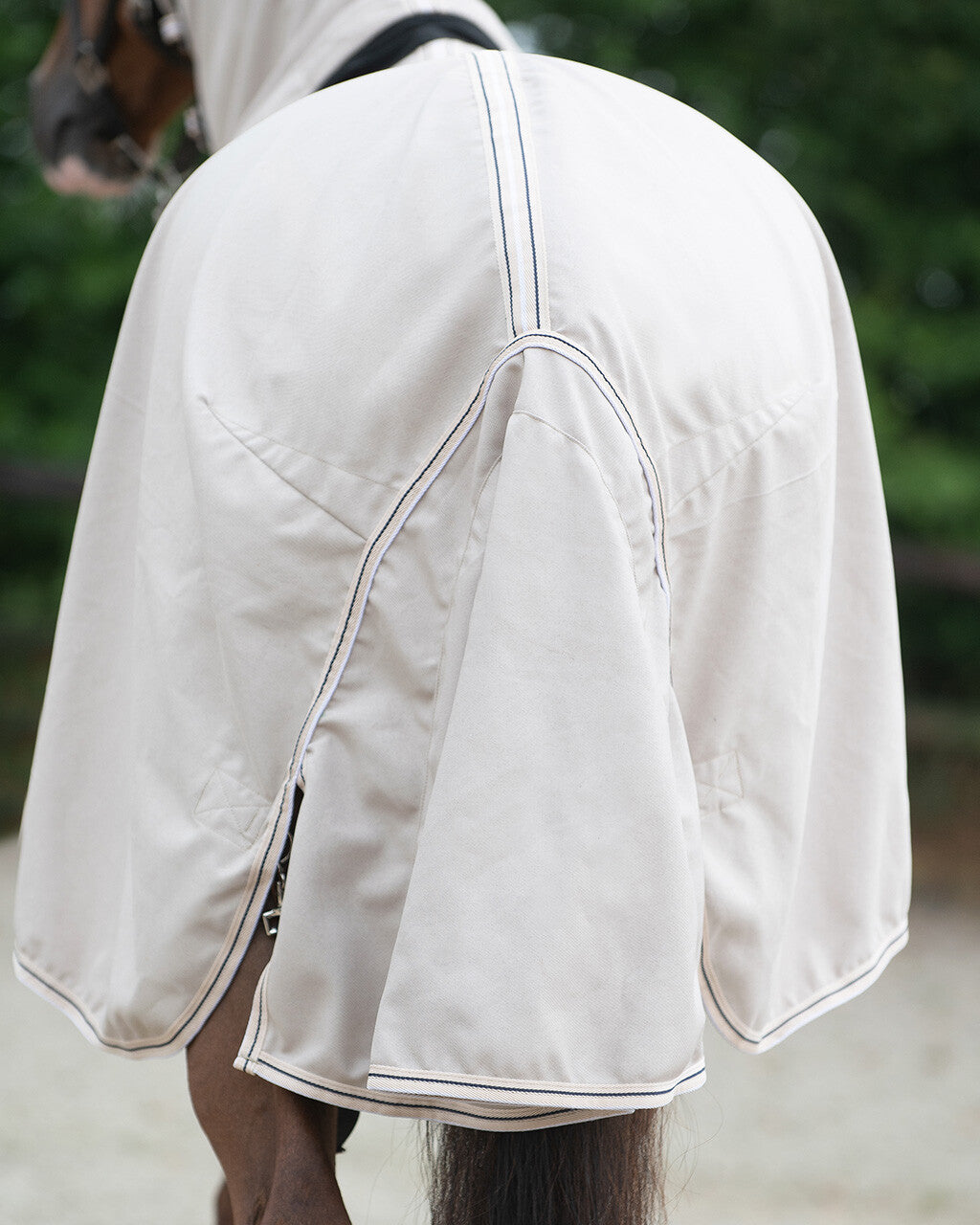 Eczema rug hoodie
