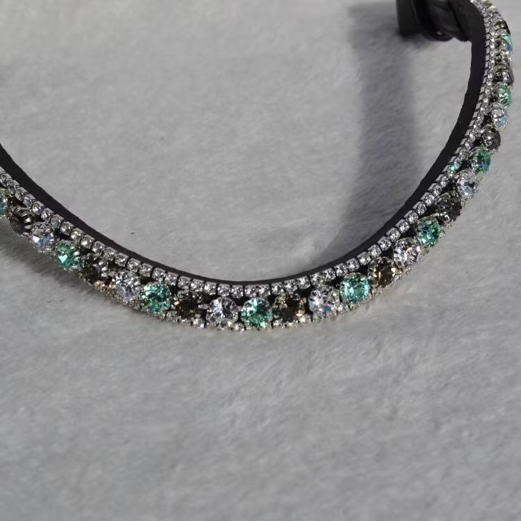 Elegant Mintgrönt Strasspannband med Snabbknäppen