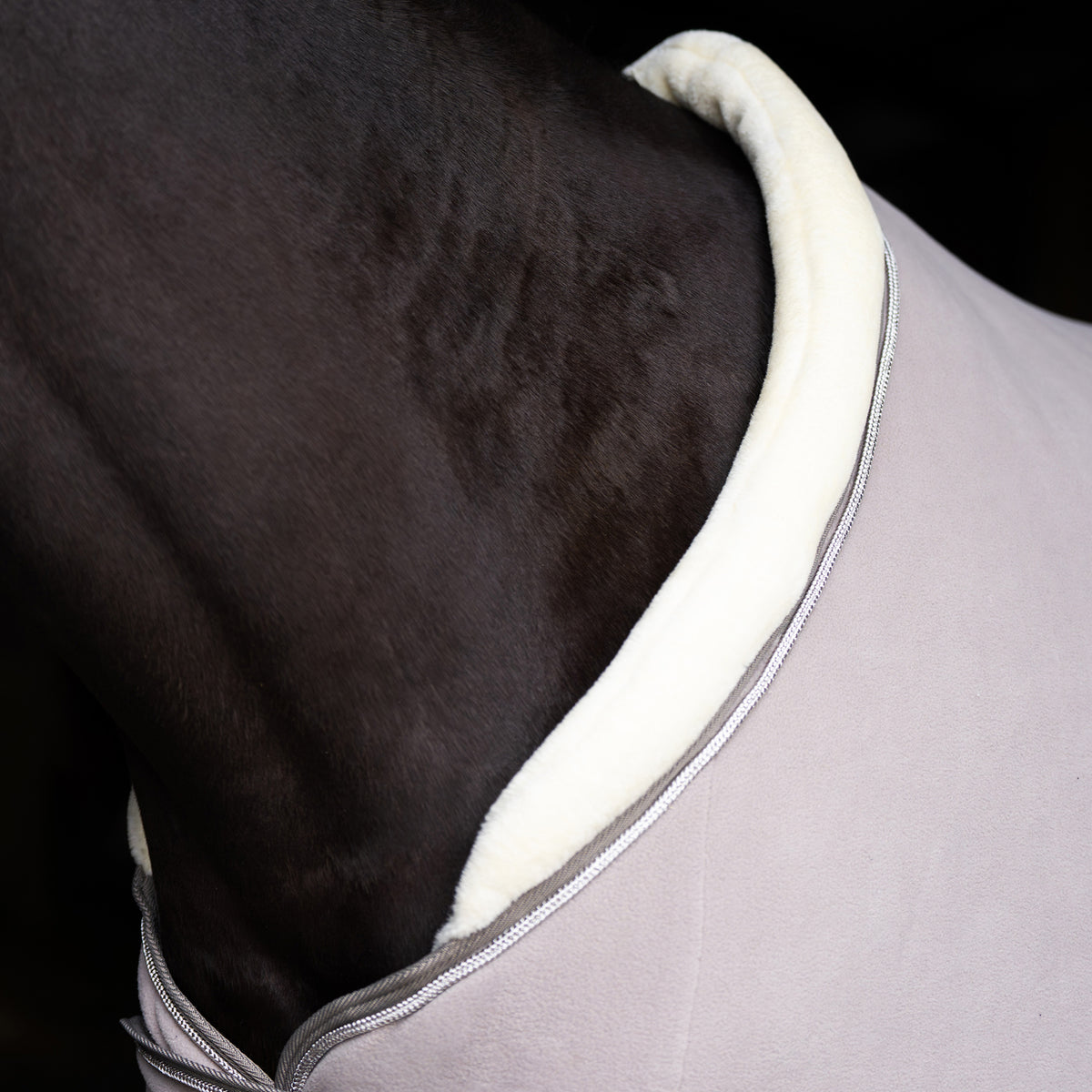 Fleece blanket IRHEssential