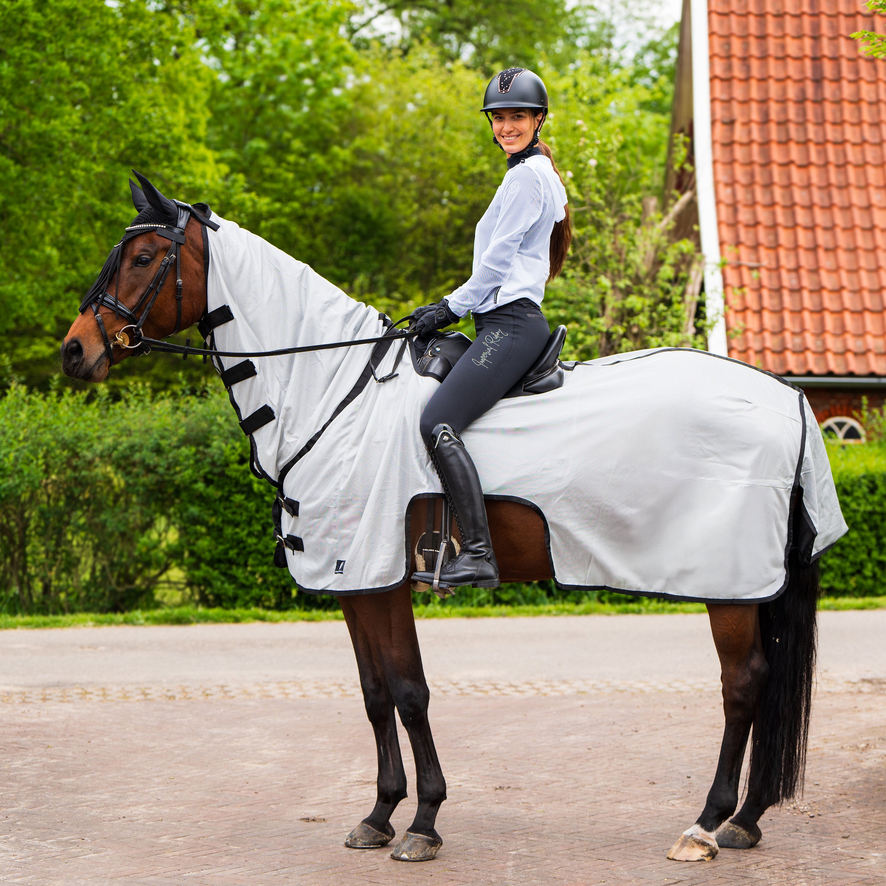 Fly-Exercise blanket IRHRoyce