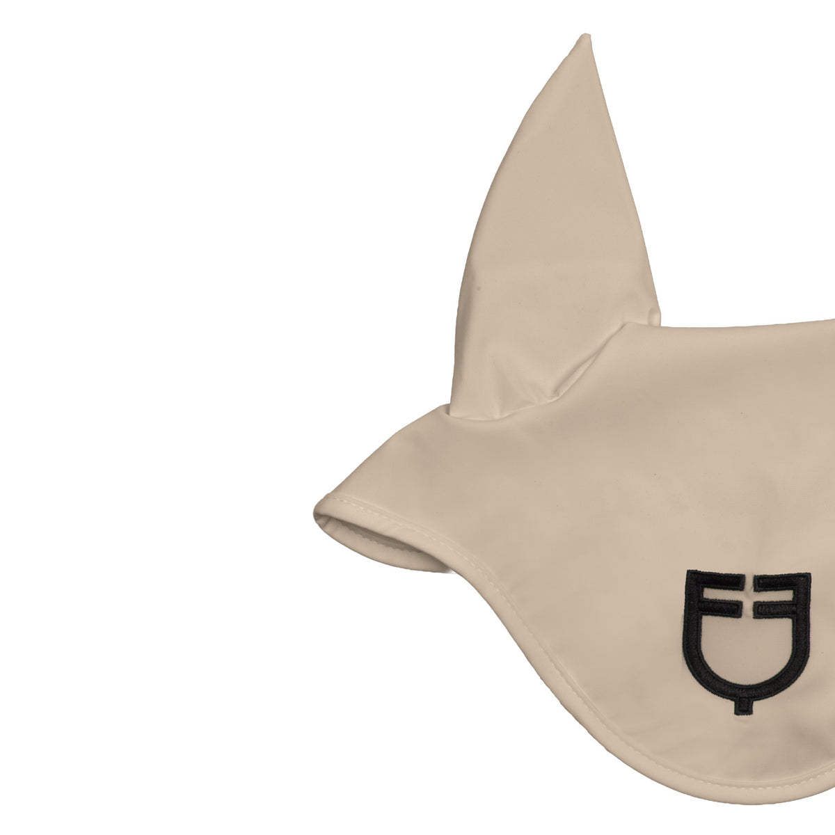 Technical fly veil with shaped ears