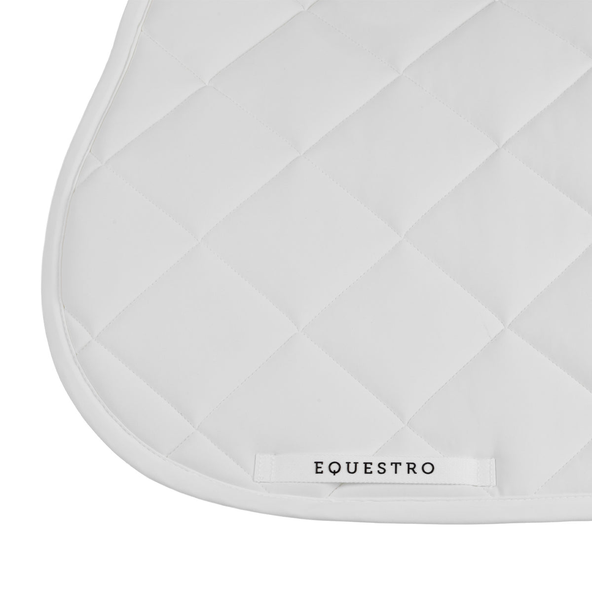 Jumping saddle pad with diamond quilting and embroidered logo