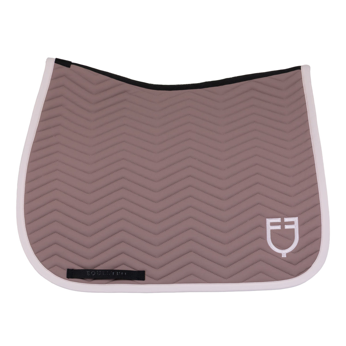 Dressage saddle pad with wave quilting