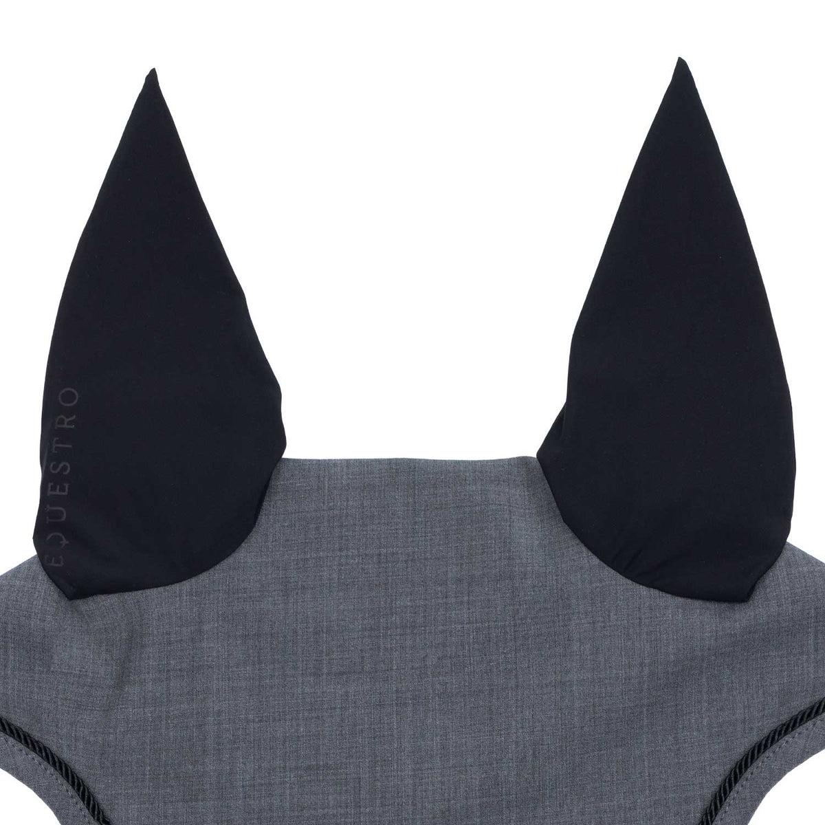 Fly veil in technical wool