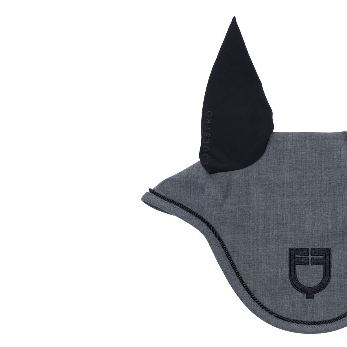Fly veil in technical wool