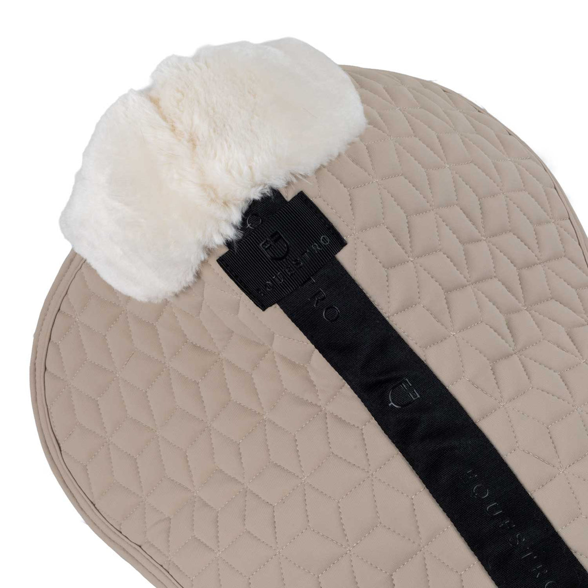 Pad in technical fabric and synthetic sheepskin with cube quilting