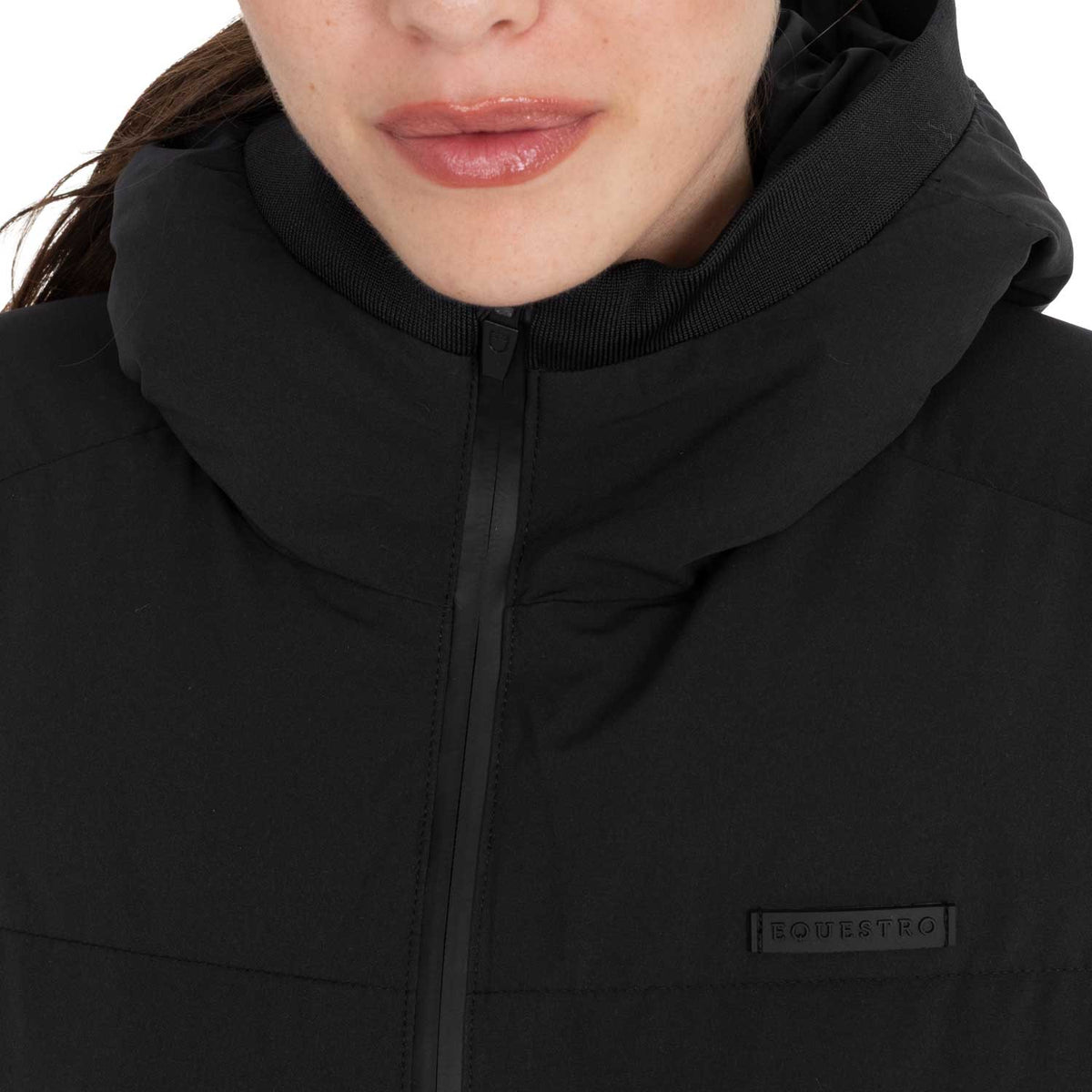 Women's hooded down jacket