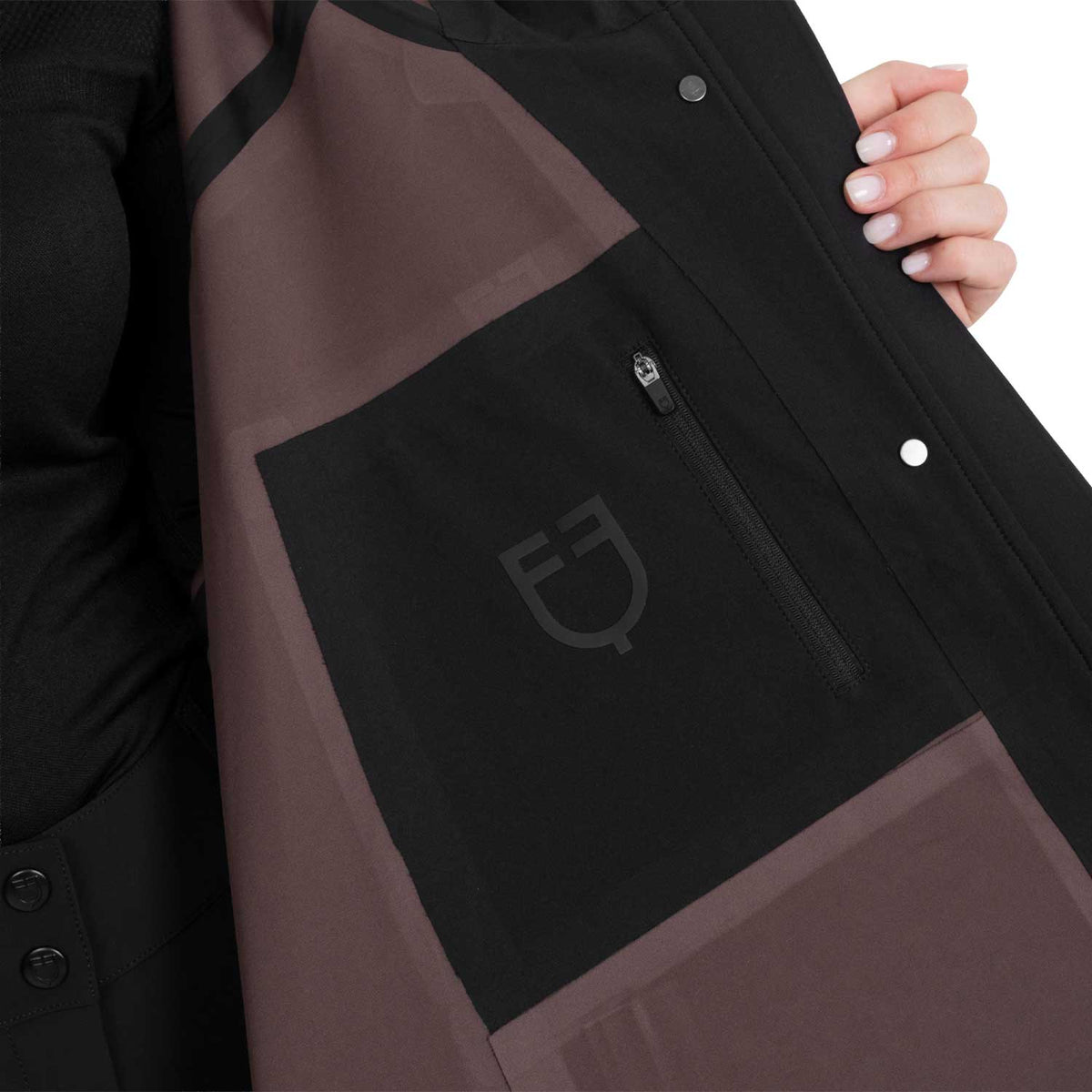 Women's technical rain cape