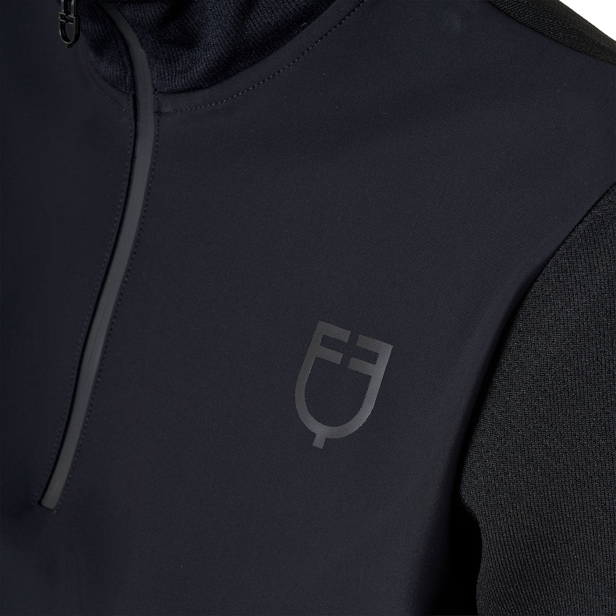 Women's technical high collar sweatshirt with 3/4 zip