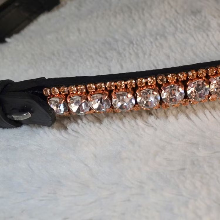 Glittrande Strasspannband i Roséguld och Vitt