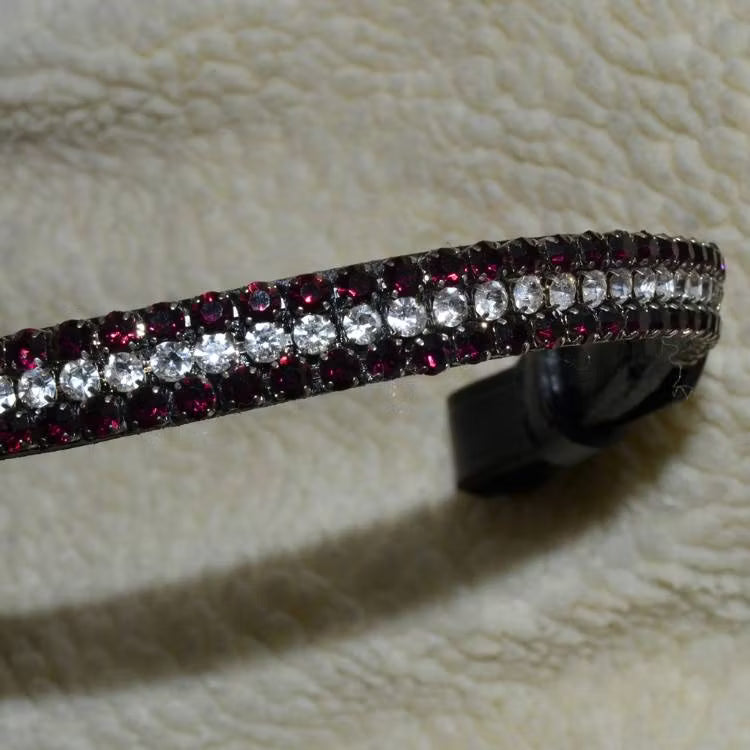 Exklusivt Rött Strasspannband Häst